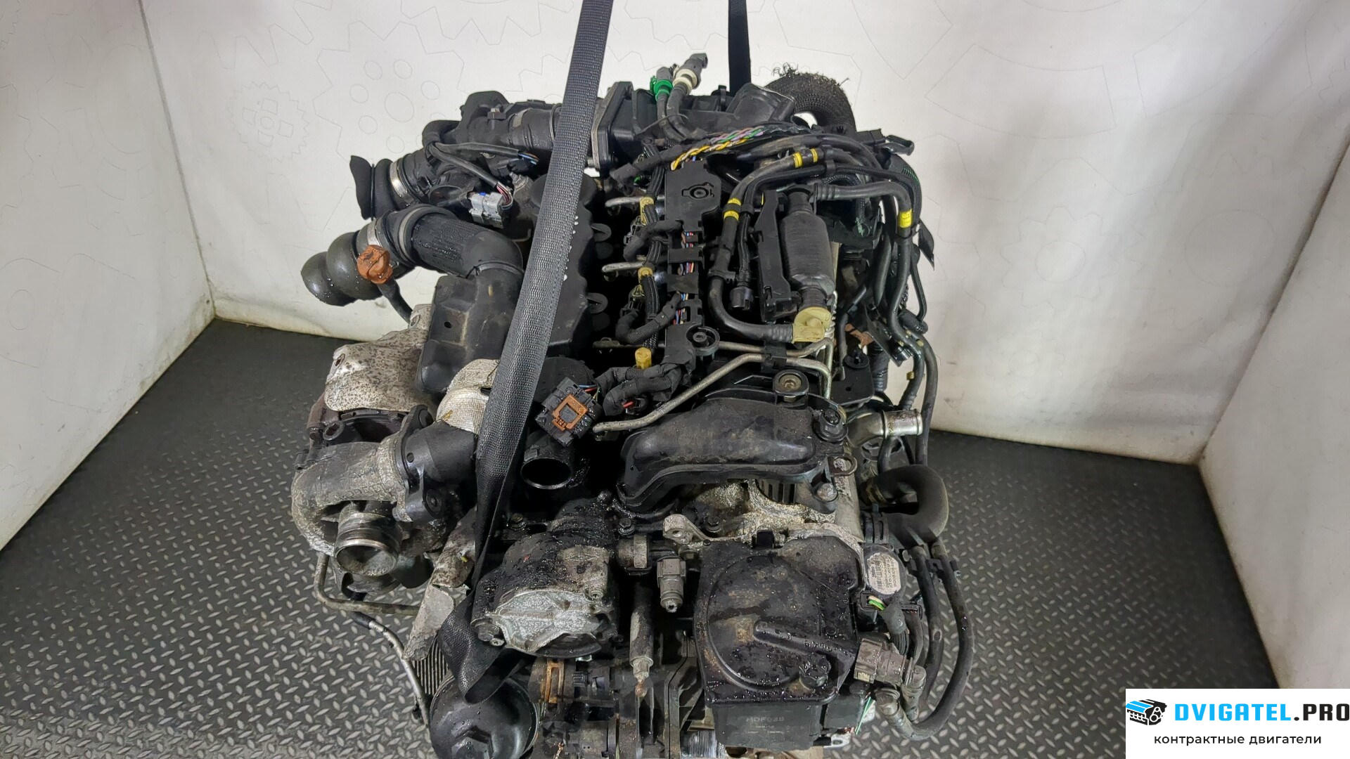 Двигатель Peugeot 3008 2009 - 2016 9HZ 1.6 л., Дизель, HDI, артикул 8851983